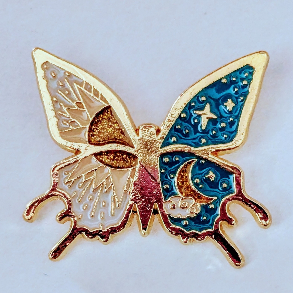 Beautiful Day & Night Butterfly Pin ☀️🦋🌌